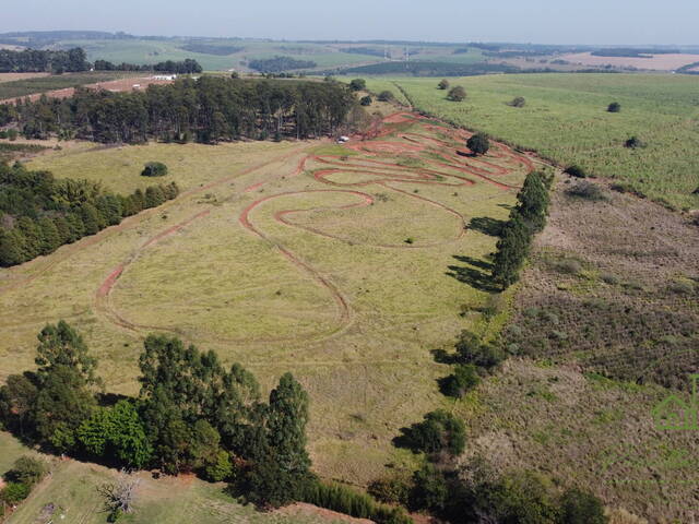 #TR24 - Chácara para Venda em Botucatu - SP - 3