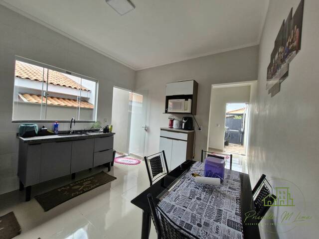 #CS82 - Casa para Venda em Botucatu - SP - 2