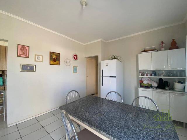 Casa para Venda em Botucatu - 4