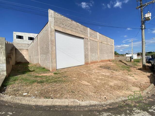 #CM02 - Galpão para Venda em Botucatu - SP - 1