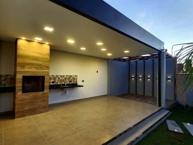 #CS101 - Casa para Venda em Botucatu - SP - 3